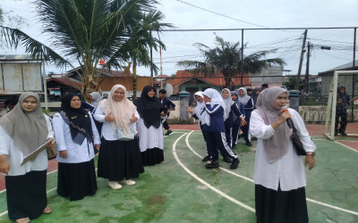 Pukesmas Lampaseh Kota Gelar Kebugaran Jasmani di SMAN 13 Banda Aceh